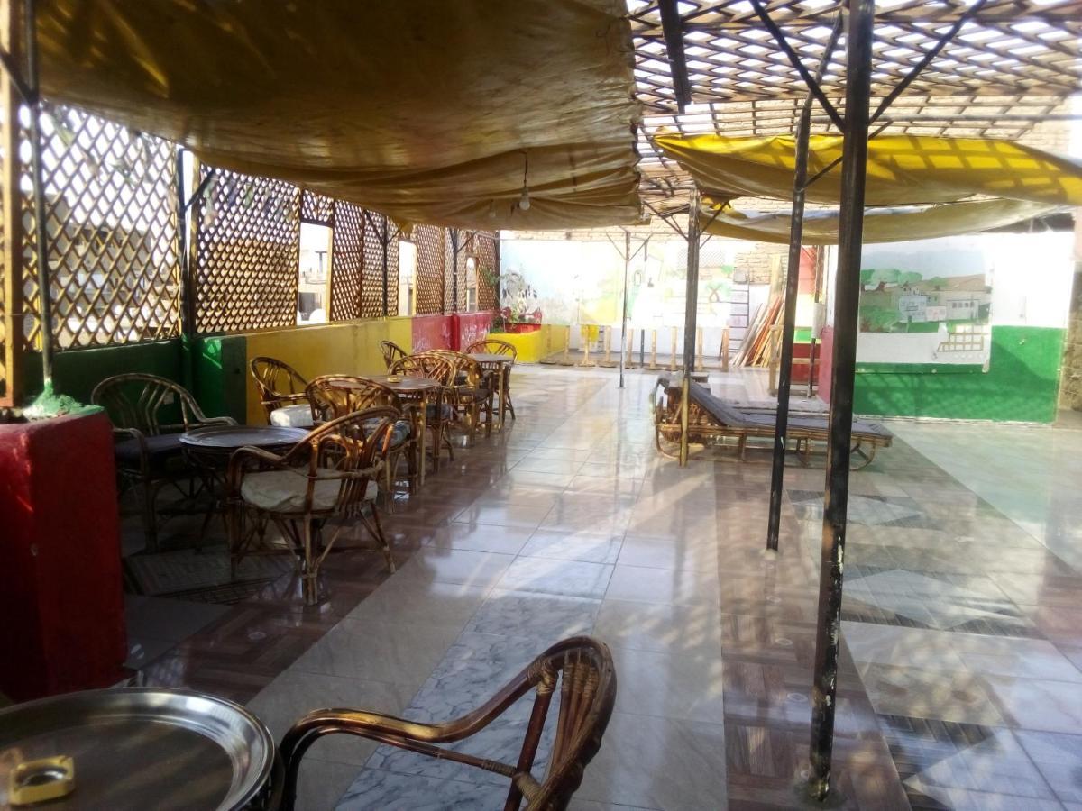 BOB MARLEY jamaica HOTEL LUXOR Exterior foto